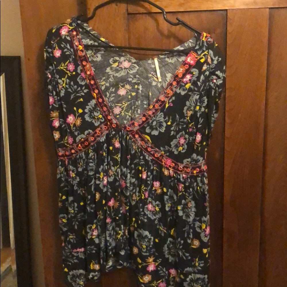 Free people top!!! Barely worn